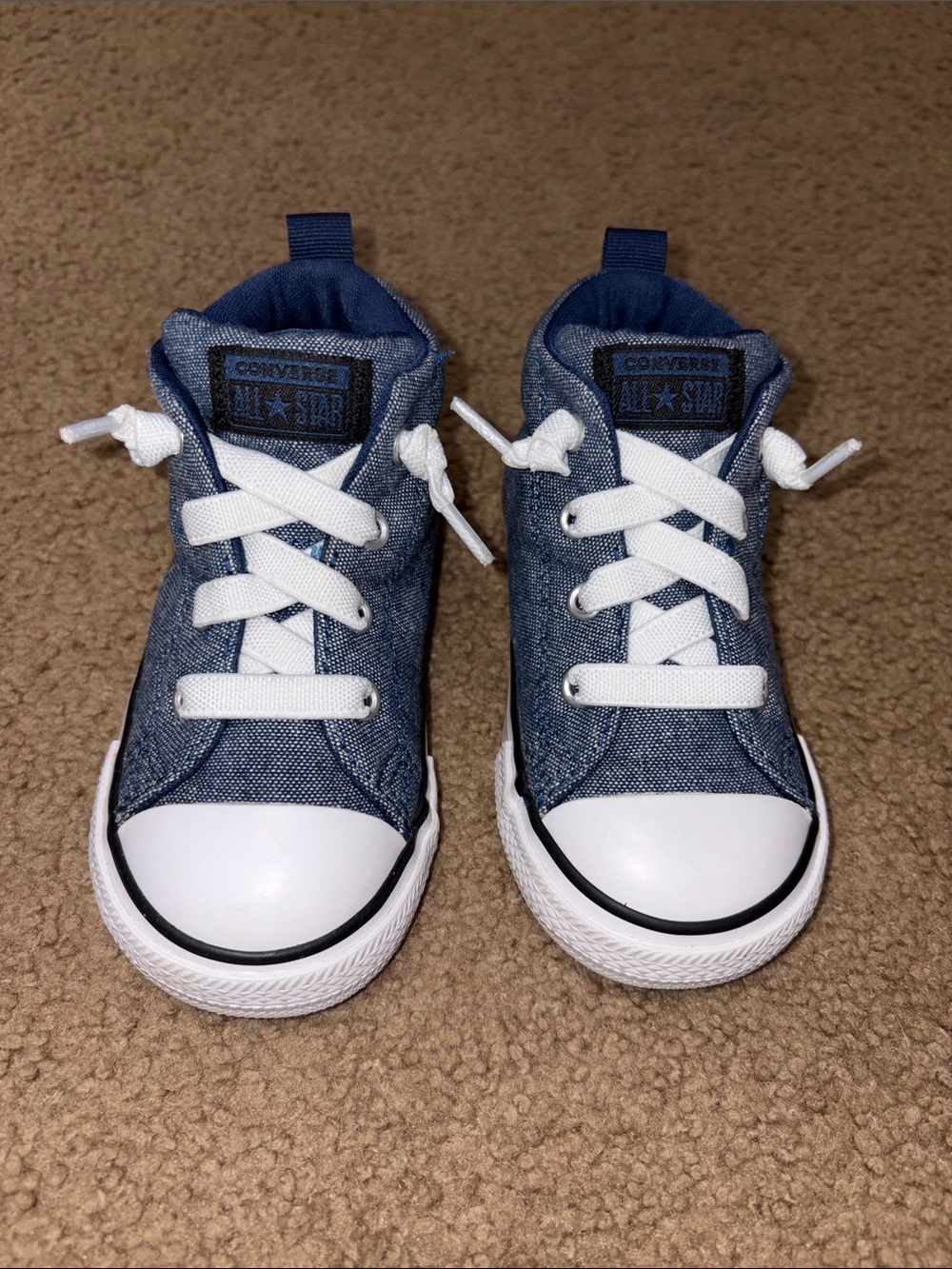 Converse toddler Kids Blue Canvas High-Top Sneakers with White Accents size 7